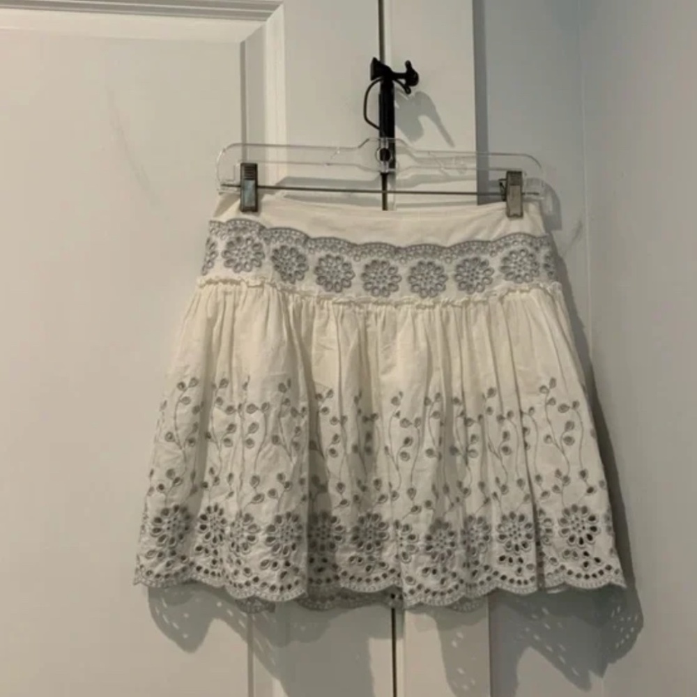 SEE BY CHLOE Cream Blue Eyelet White Pattered Flower Mini Skirt 2